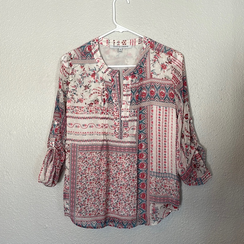 Collective Concepts Size XS Pink Blue & Cream Floral Print